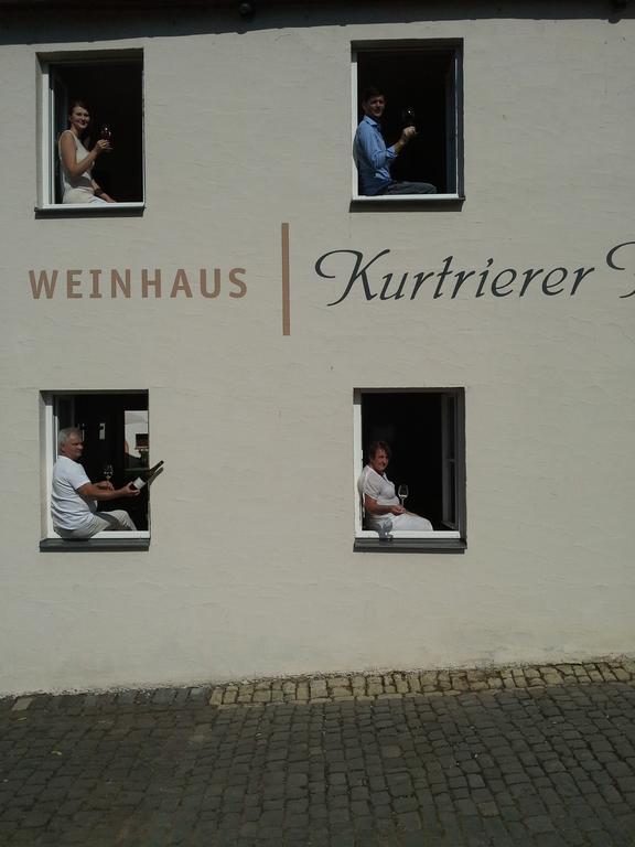 雷温 Weinhaus Kurtrierer Hof酒店 外观 照片